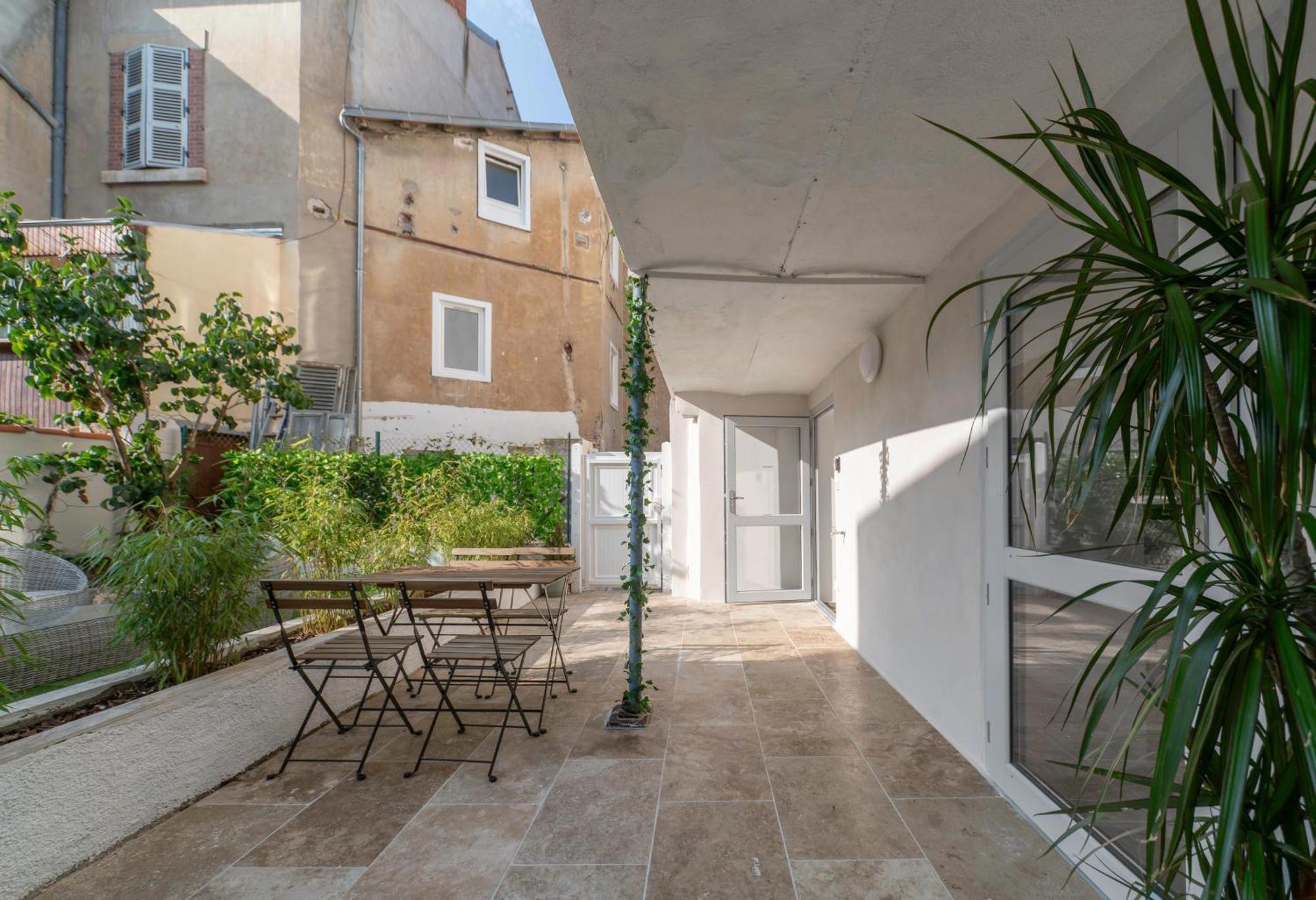 Residence Jaures - Appartements Design Et Climatises En Centre Ville Vichy Kültér fotó